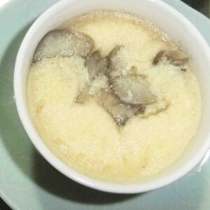 味付けは白だしだけ！フライパンでどんぶり茶碗蒸し